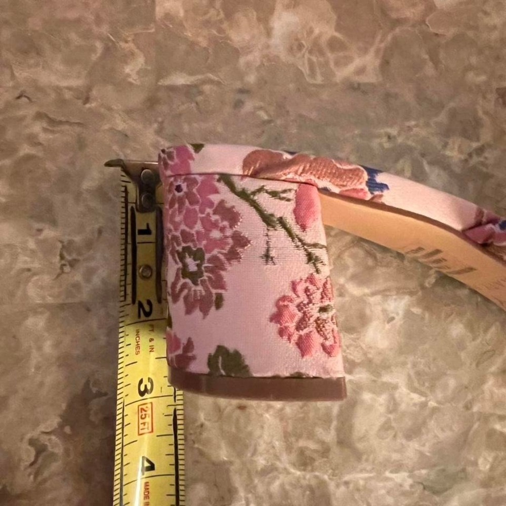 Katy Perry NEW Tooliped Twisted Sandal Vintage Pink Floral Women Shoes Size 7.5M - Picture 5 of 8